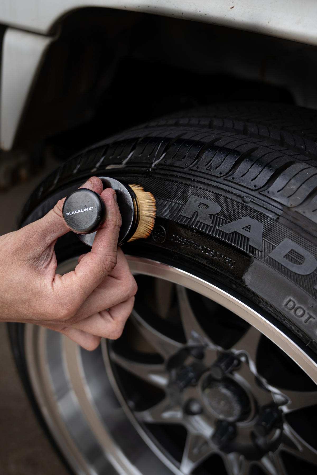 Blackline Tire Shine Applicator Brush, photo 5 of 9