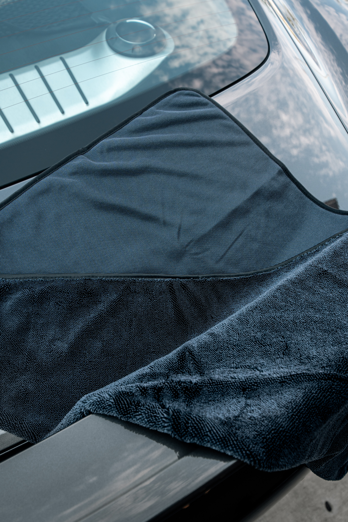 Blackline Slim Twisted-Loop Drying Towel, photo 6 of 19